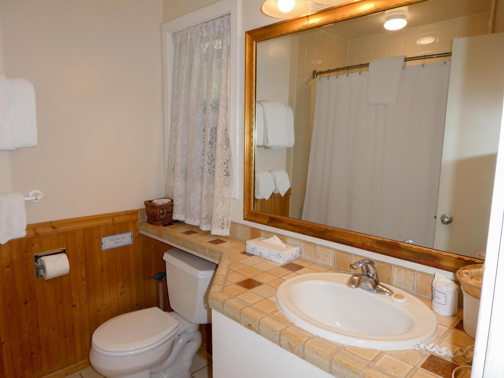 Carmel Fireplace Inn חדר תמונה